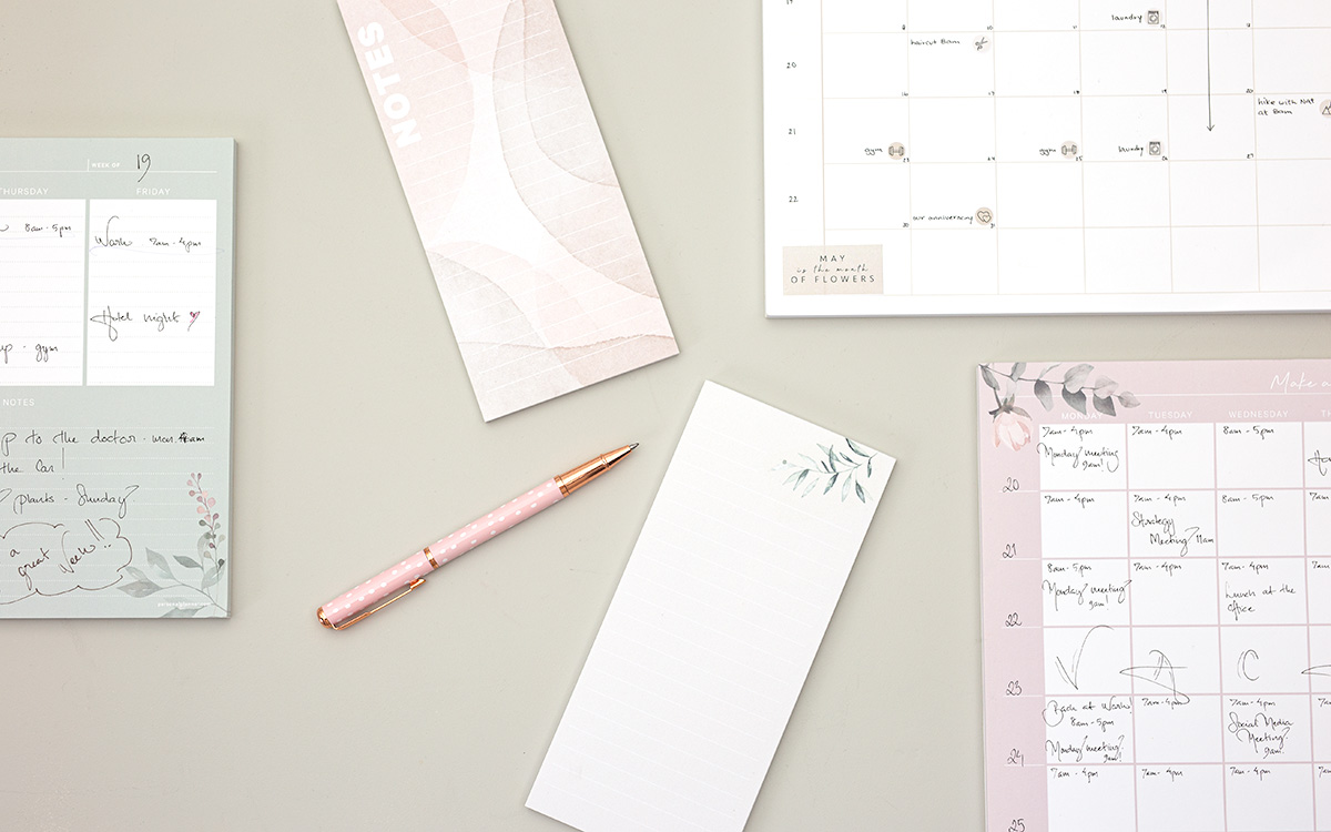 Notepads, List Pads & Desk Pad Planners
