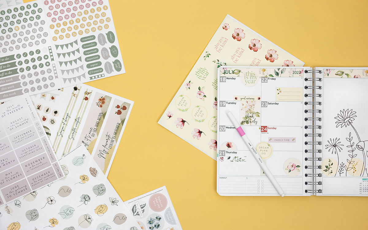 Klistremerker & stickers for planlegging, bullet journaling mm.